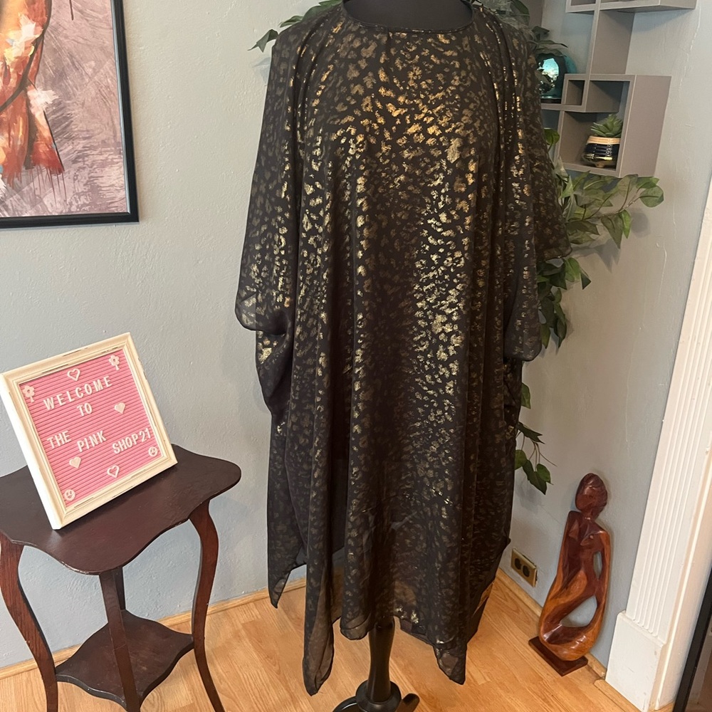 💚💛 No Name Black & Gold Sheer Cover-up